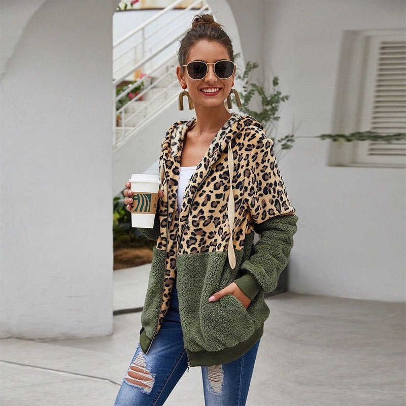 Campera Con Capucha Combinado Animal Print Polar Uniteduy