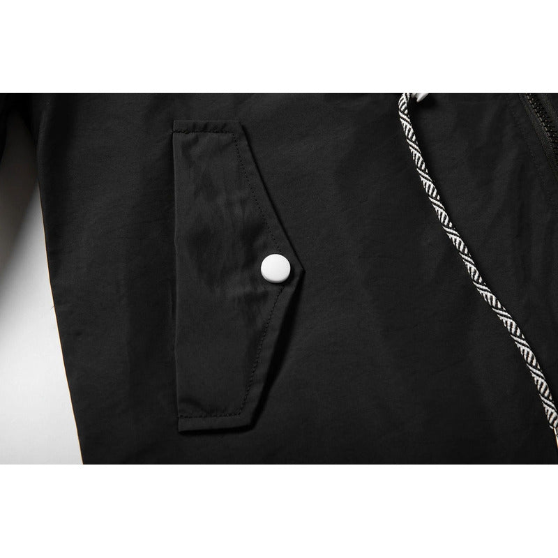 Campera Corta Viento Con Capucha Larga Bolsillos Cola Pez