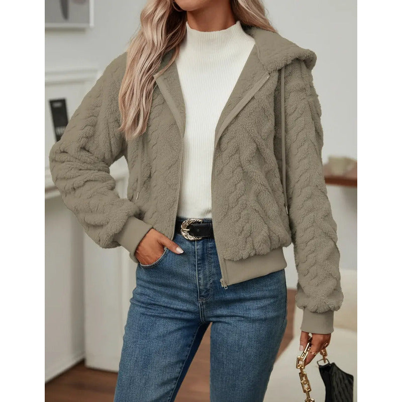 Campera Corta Trenzada Puños Capucha Polar Peluda Uniteduy