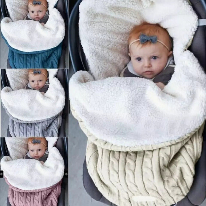 Sobre Bebe Con Corderito Y Lana Bundle Ideal Para El Frio