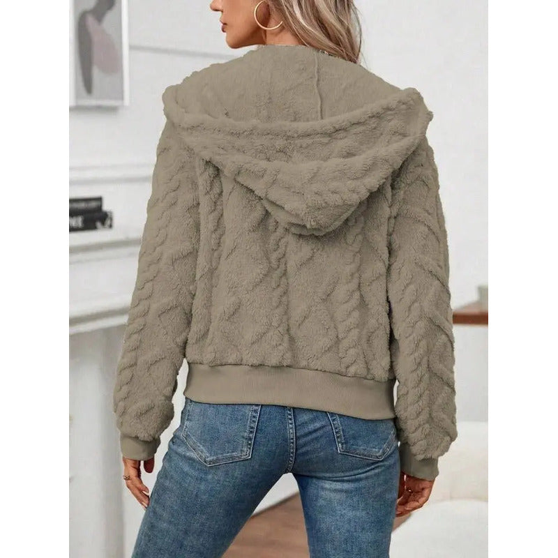 Campera Corta Trenzada Puños Capucha Polar Peluda Uniteduy