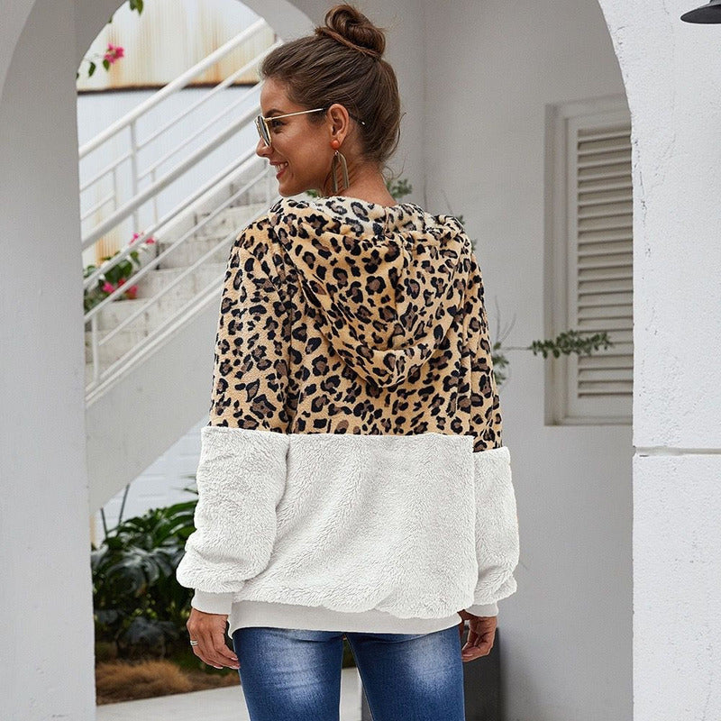 Campera Con Capucha Combinado Animal Print Polar Uniteduy