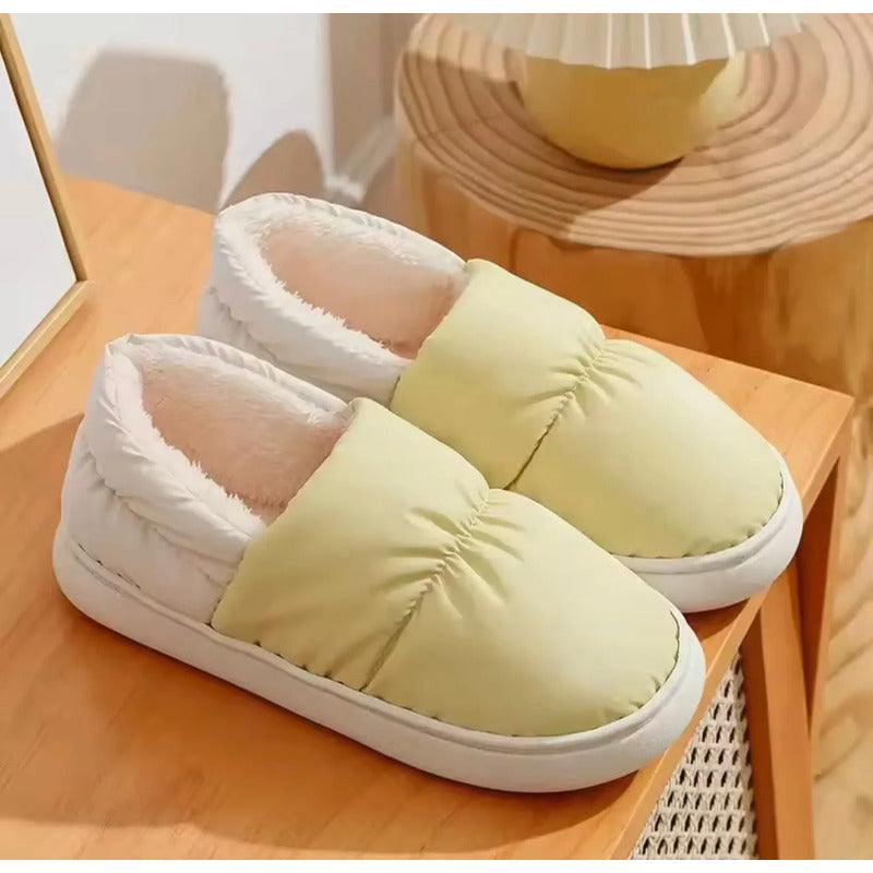 Pantufla Impermeable Cerrada Corderito Suela Goma Uniteduy