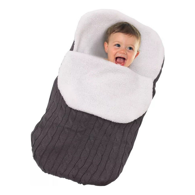 Sobre Bebe Con Corderito Y Lana Bundle Ideal Para El Frio