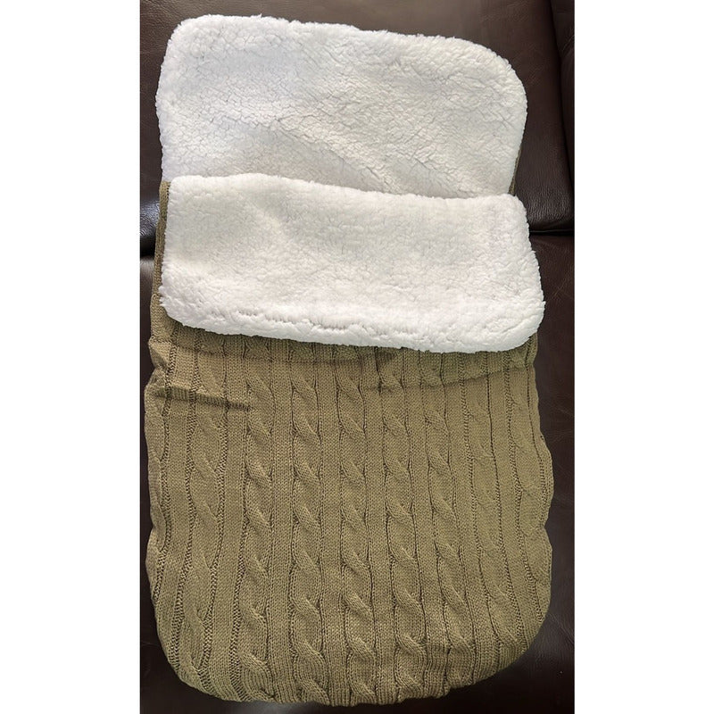 Sobre Bebe Con Corderito Y Lana Bundle Ideal Para El Frio