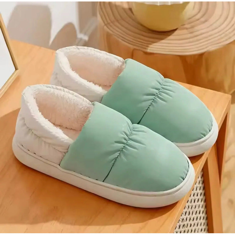 Pantufla Impermeable Cerrada Corderito Suela Goma Uniteduy