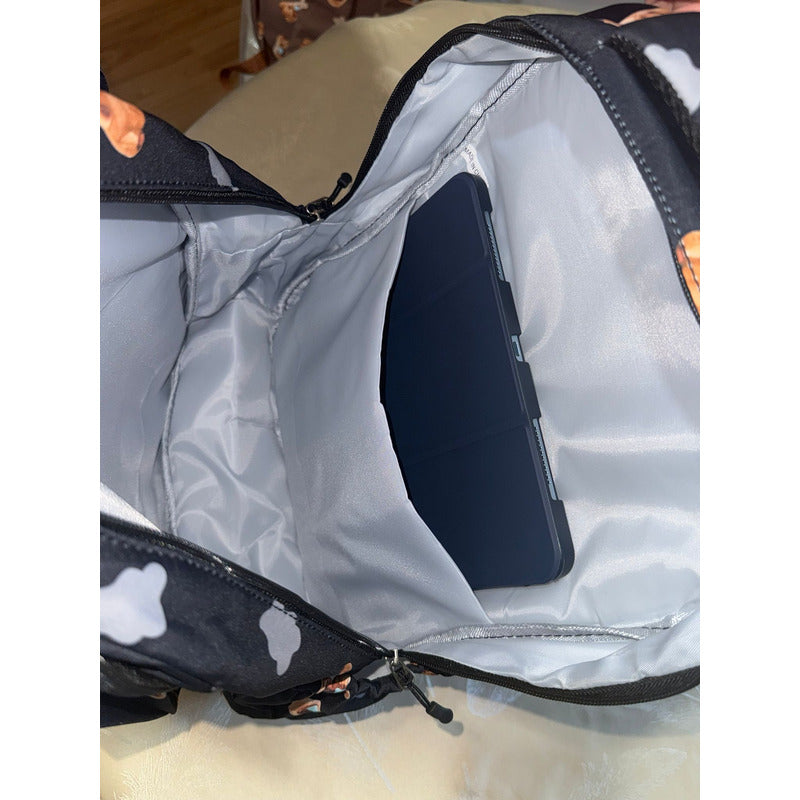 Mochila Escolar Con Cartuchera De Capibara Carpincho Laptop