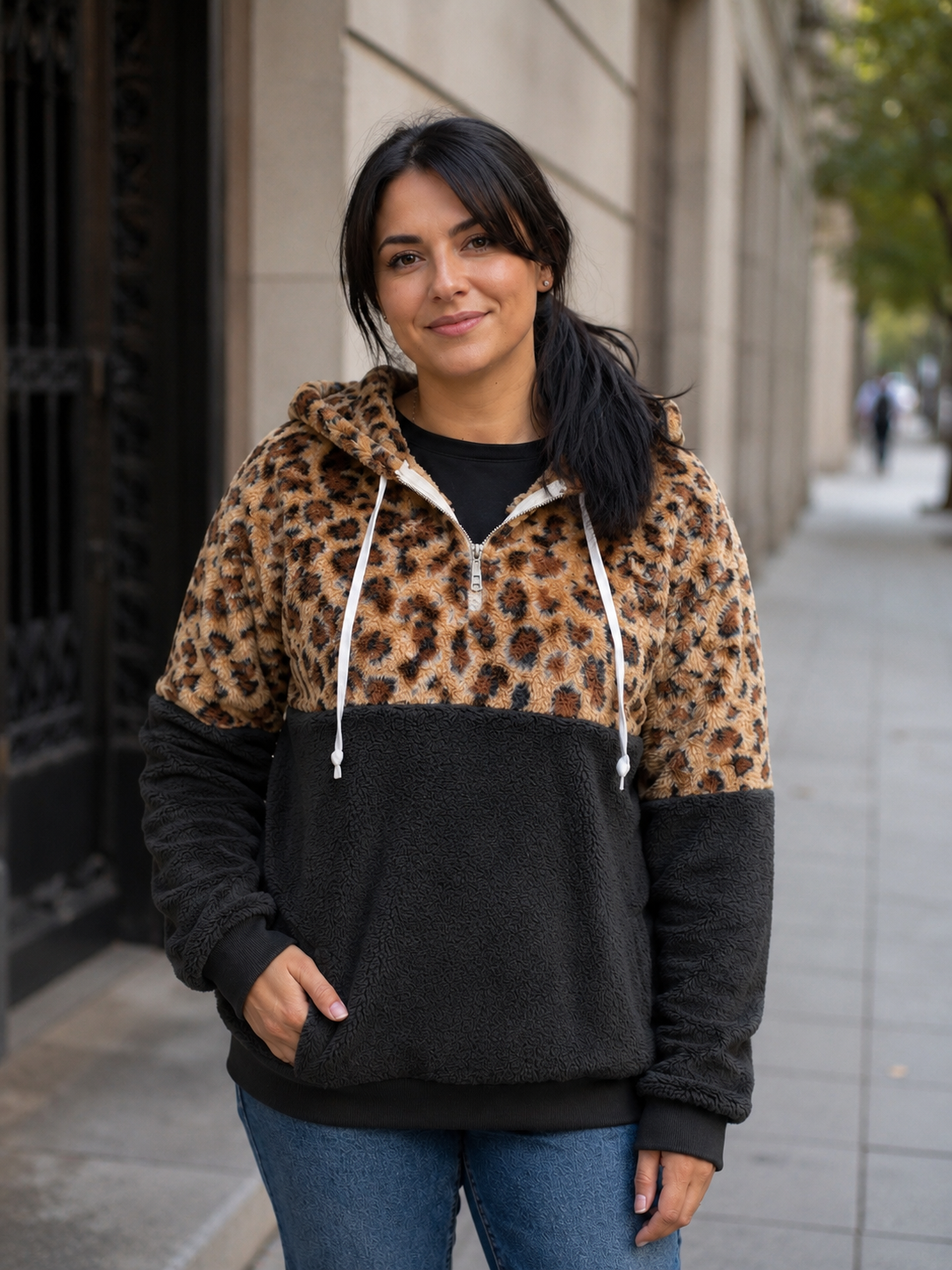Buzo Canguro Animal Print Cremallera Capucha Uniteduy